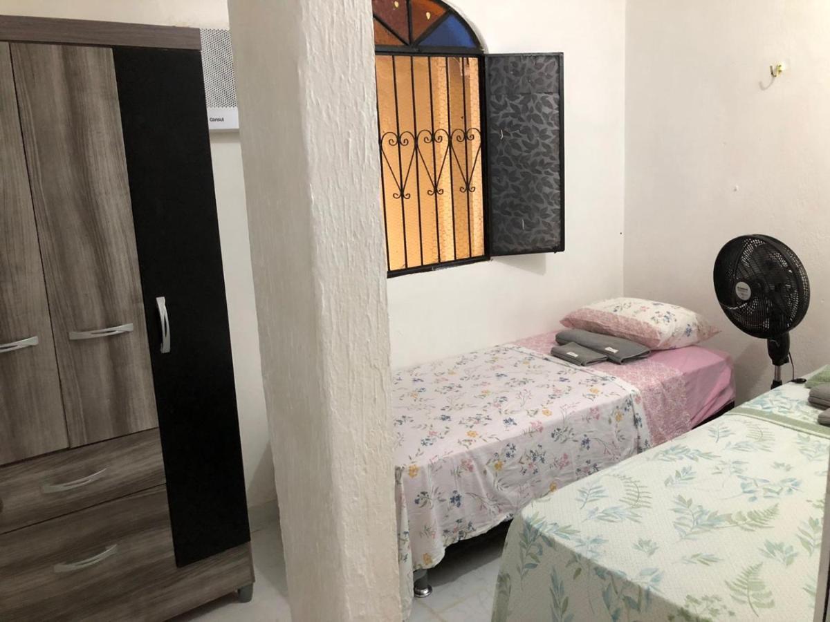 Casa De Hospedes Manaus - Dormitorios Com Cozinha Exterior photo